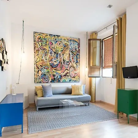 Bnbholder Pop-art Centre Apartment